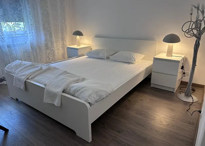 Majestic Big Apartment